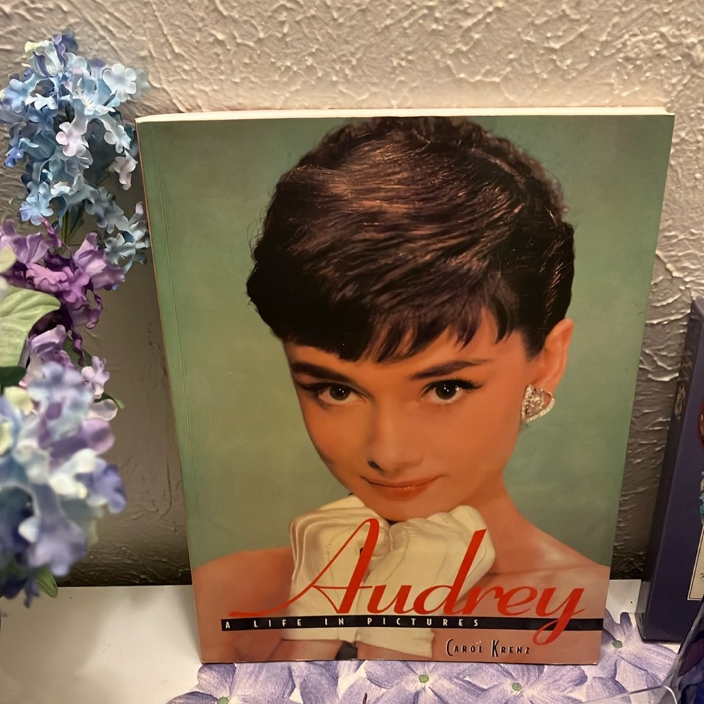 Audrey Hepburn Biography Book